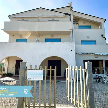 Rs322 - Marcelli, Bilocale Fronte Mare Con Inclusa * مارشيللي